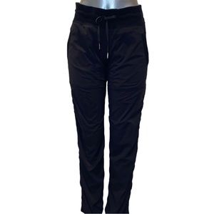 Lululemon Dance Studio Pants Size 6